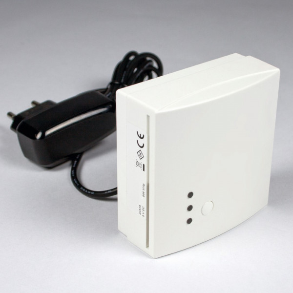 EMPUR Repeater mit Steckernetzteil Spannungsversorgung 5V 1,5m Kabel